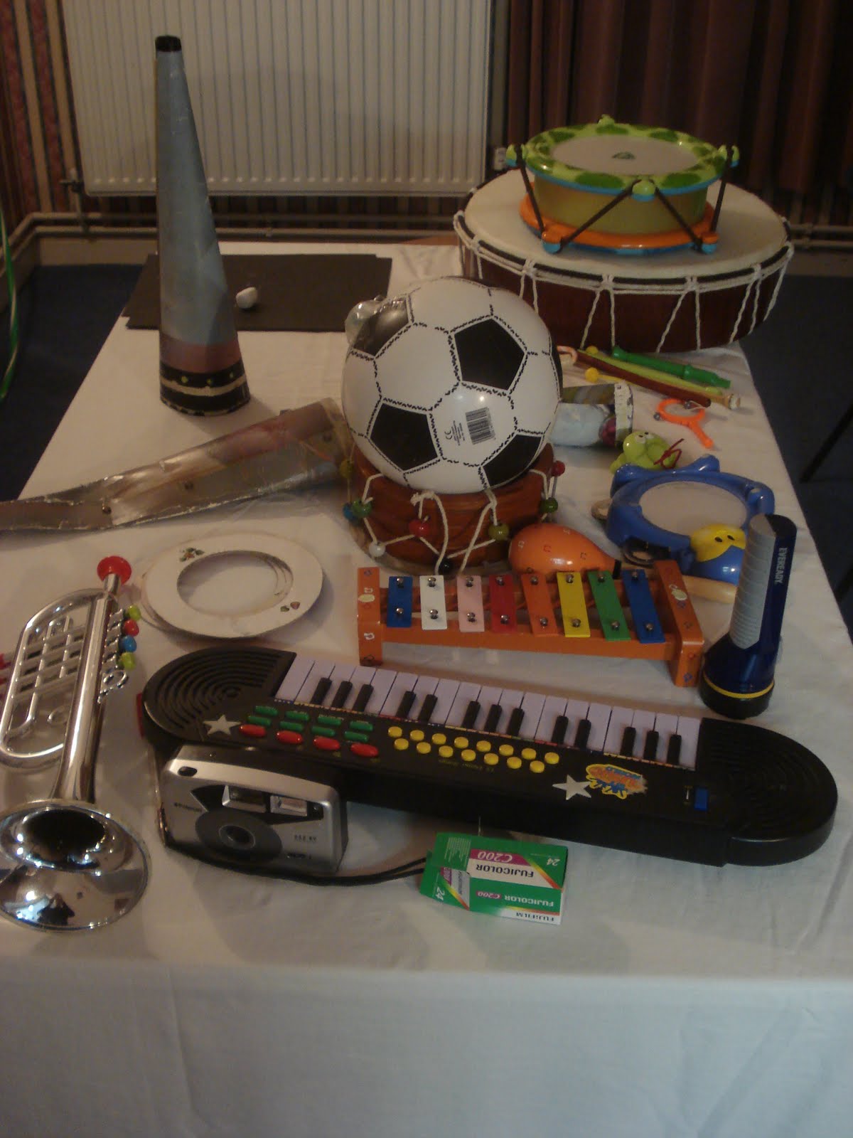 [RainbowCirclePreps02.JPG]