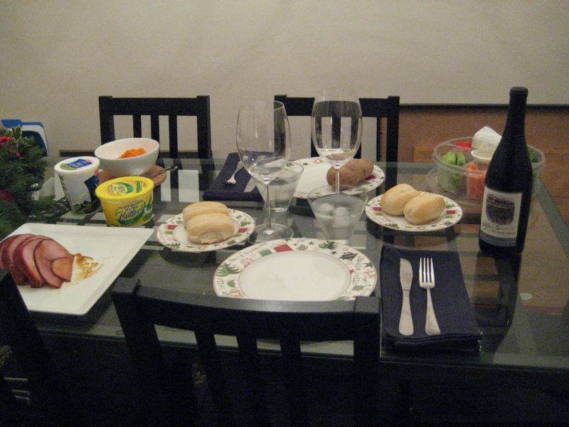 [Christmas+dinner.JPG]