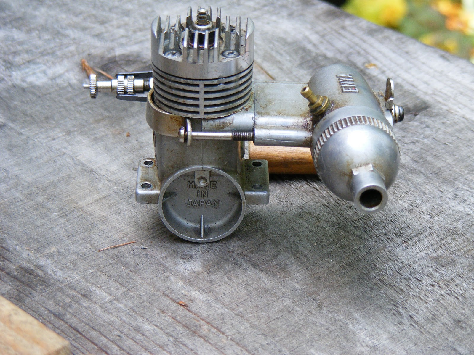 enya model airplane engines