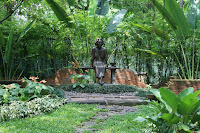 Statue of Somdet Ya