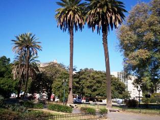 PLAZA LAVALLE