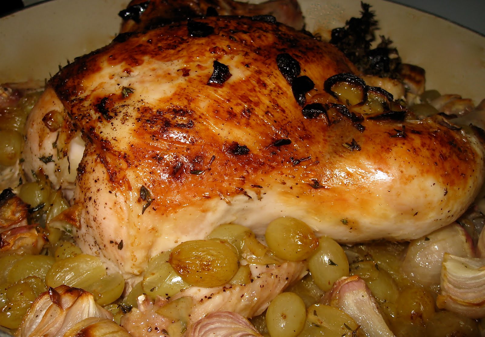 Chicken with Roasted Grapes and Shallots TO CATCH A COOK