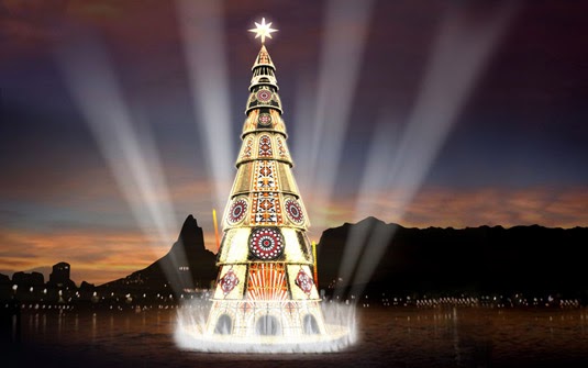 Casa 579: Oh Christmas Tree, Big Brazilian Christmas Tree&hellip;