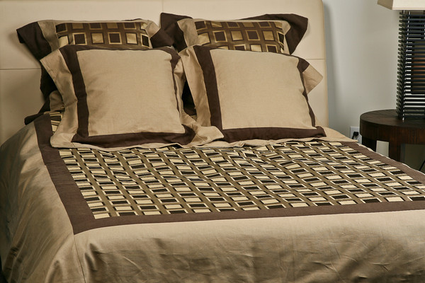 Avalon Bedding