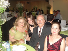 ODINÉIA e MARCOS MARCHETTI, com JUREMA LENZI e a filha FRANCIELE BRUNA