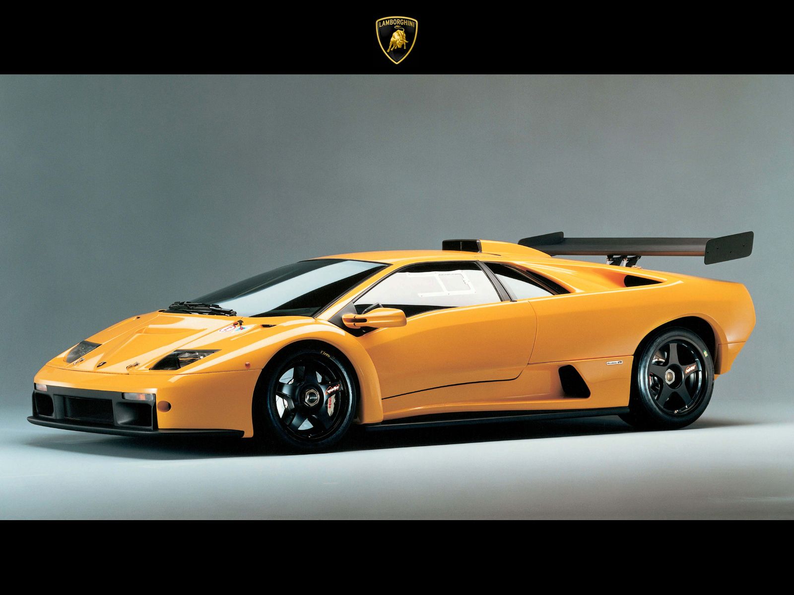 http://2.bp.blogspot.com/_g8dfJOnAcO4/S99EzLD8aNI/AAAAAAAAEA8/KVHsiZ2YYN8/s1600/Lamborghini-Diablo-002.jpg