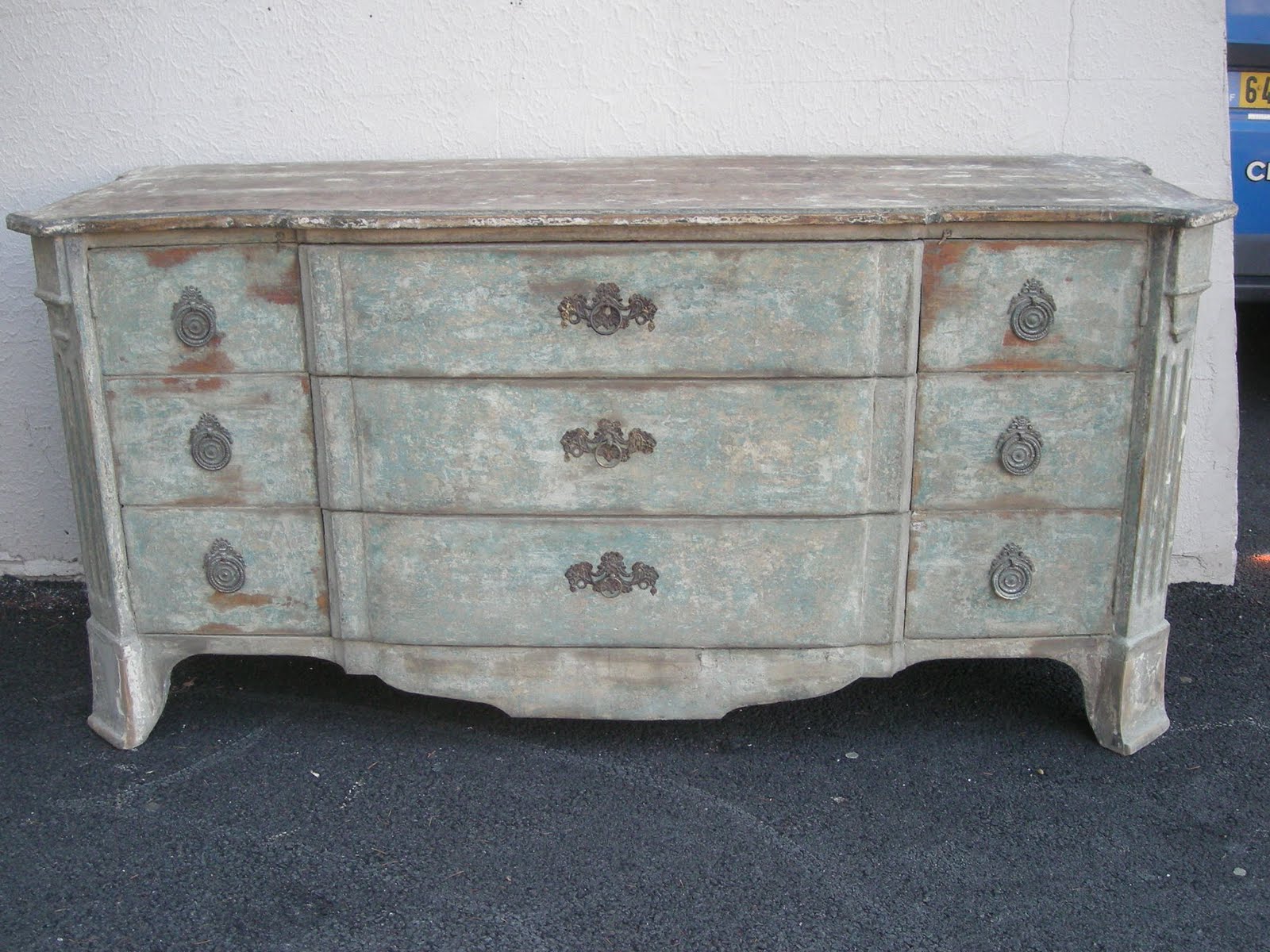 commode gustavienne ancienne