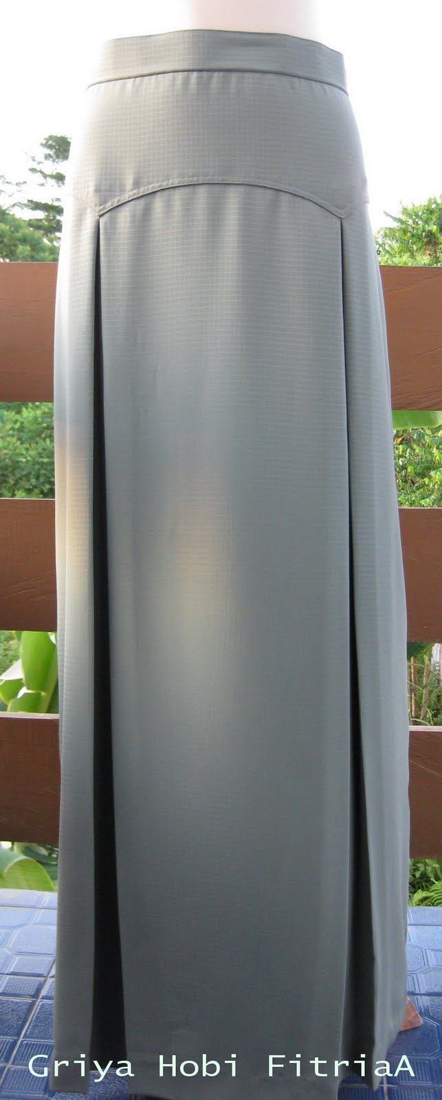 Griya Hobi FitriaA Rok lipit 2