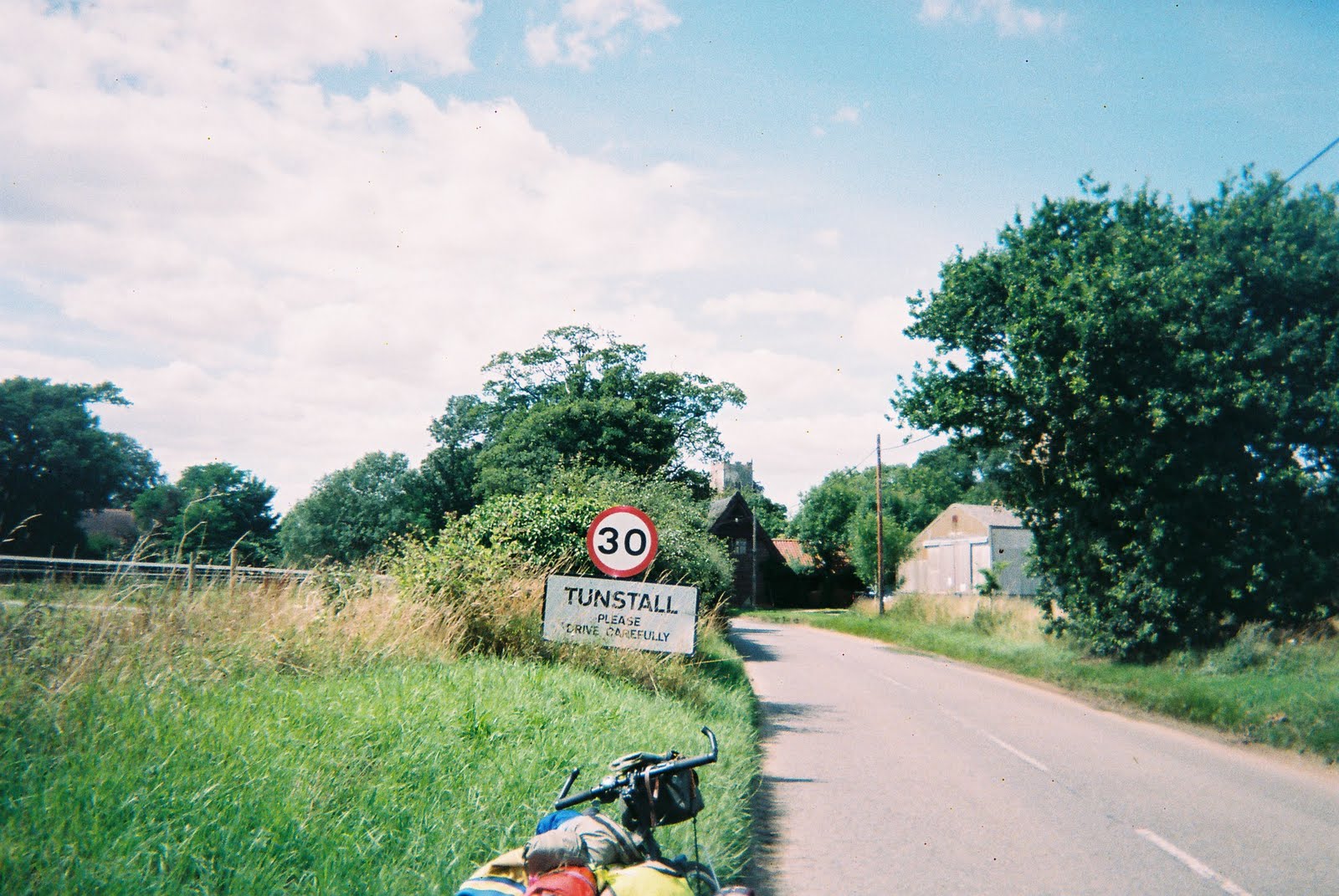 [CNV00011.JPG]