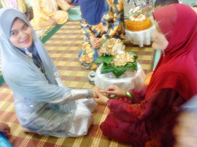 Klik sini kengkawan, mekacih *__* :
