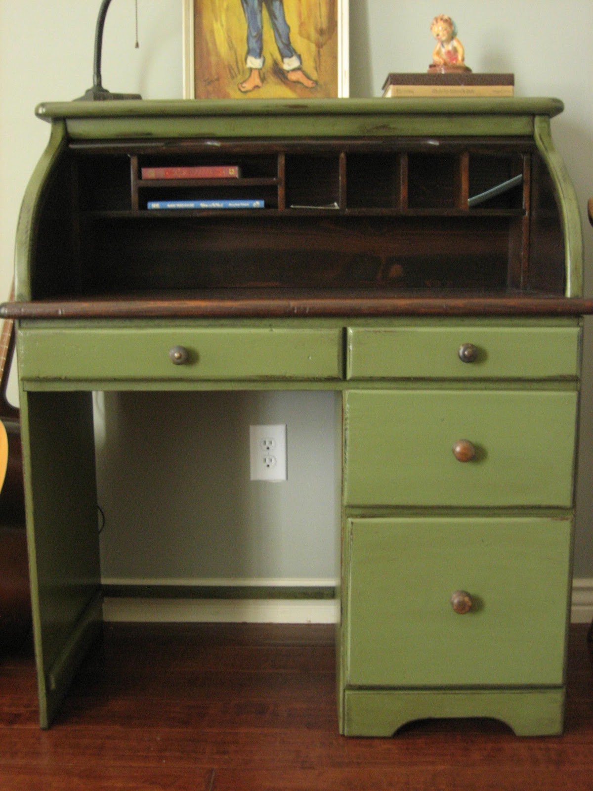 European Paint Finishes Vintage Roll Top Desk