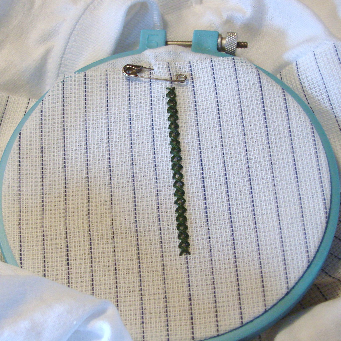 A Collective Journal Stitching with Waste Canvas