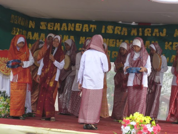 ISRA MIRAJ SMP NEGERI 1 SIBOLGA