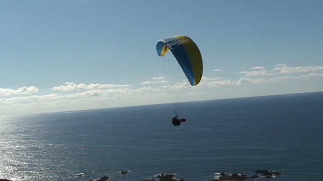 Parapente sobre el Atlántico