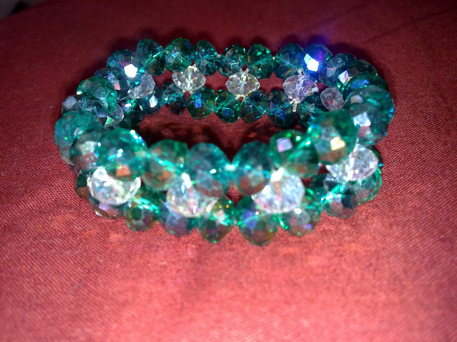 Gelang Kristal Terbaru