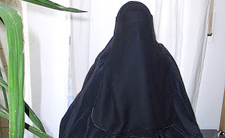 burqaT.jpg