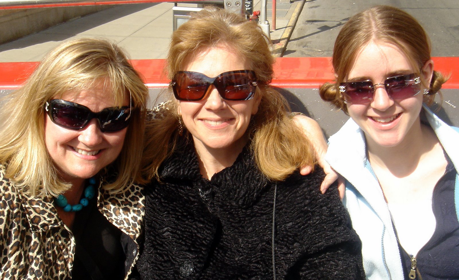 [2007-03-31+143804+2.JPG]