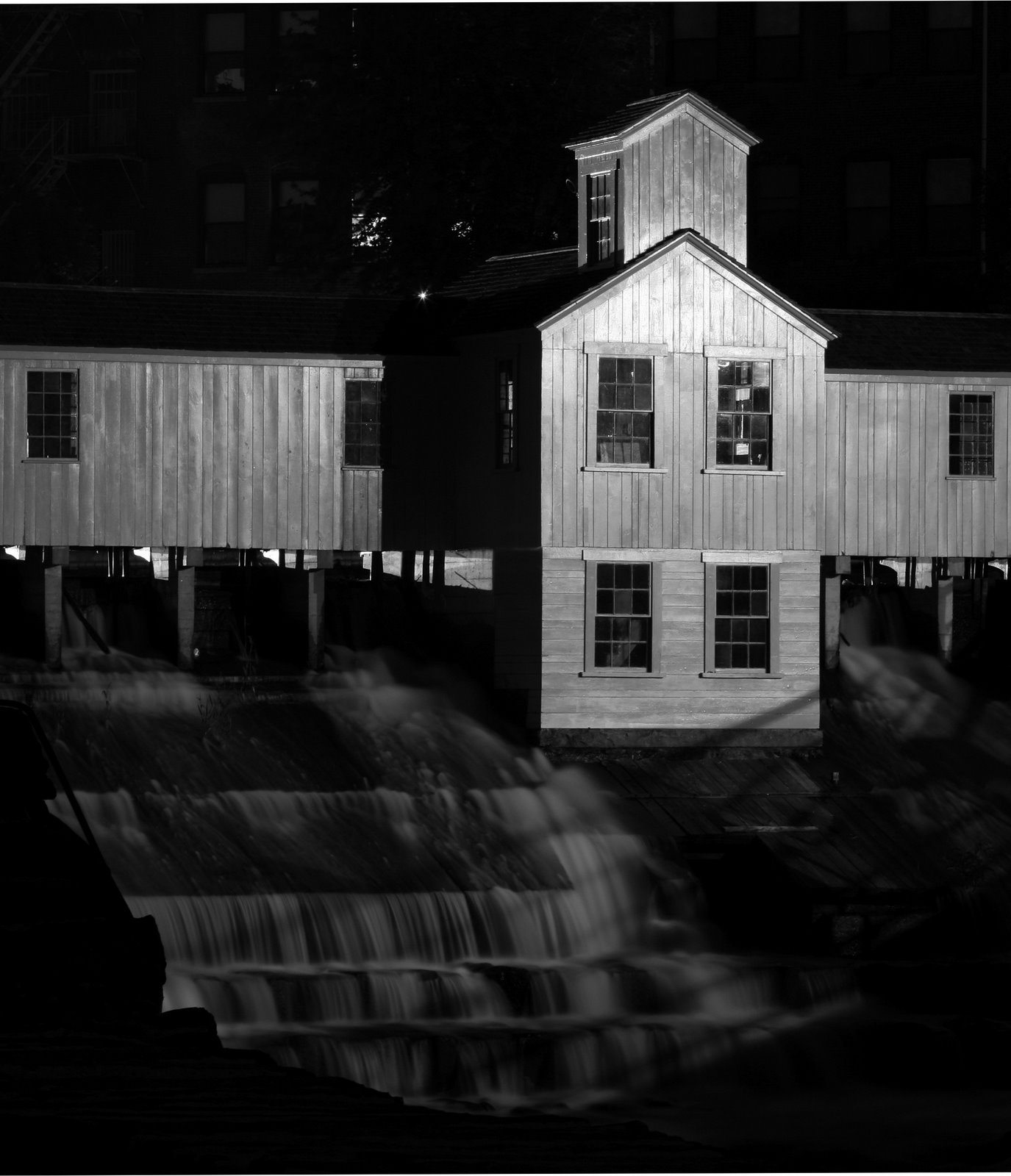 [2007-06-02+222919+3a.jpg]