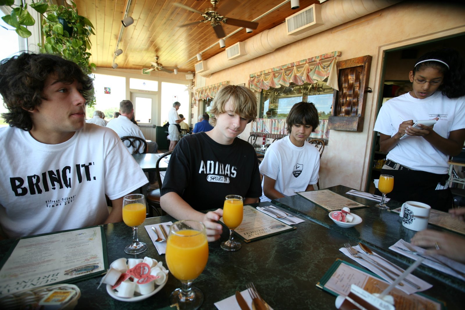 [2007-08-05+113756+8.JPG]