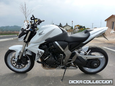 Honda CB1000R White Tribal Street Fighter 2