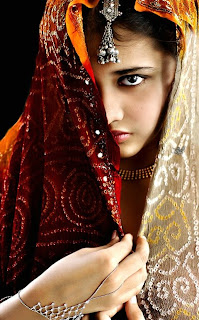 Indian model, saree - Images provided by http://photoforu.blogspot.com/
