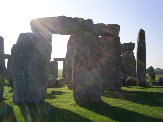 [stonehenge-33.jpg]