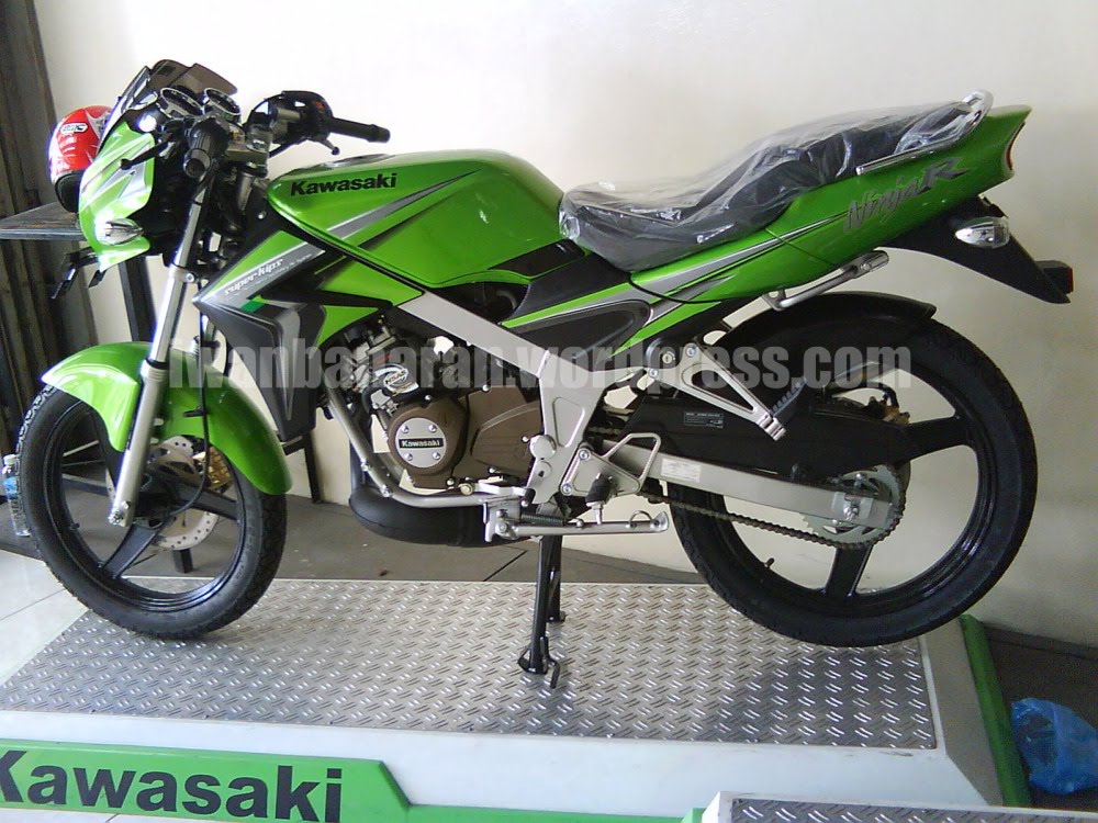 Picture of Kawasaki Ninja 150 Series
