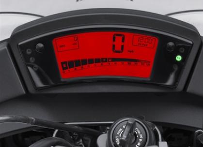2011-kawasaki-ninja-650r-digital-instrumentation.JPG