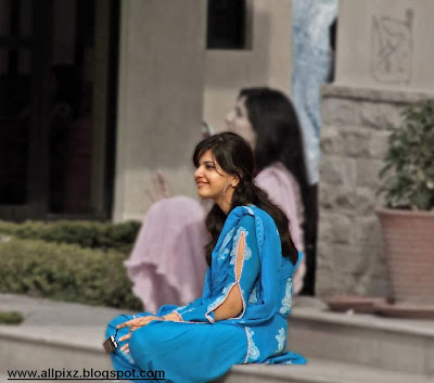 Girs on Karachi Girls Pictures   Fun Xpres