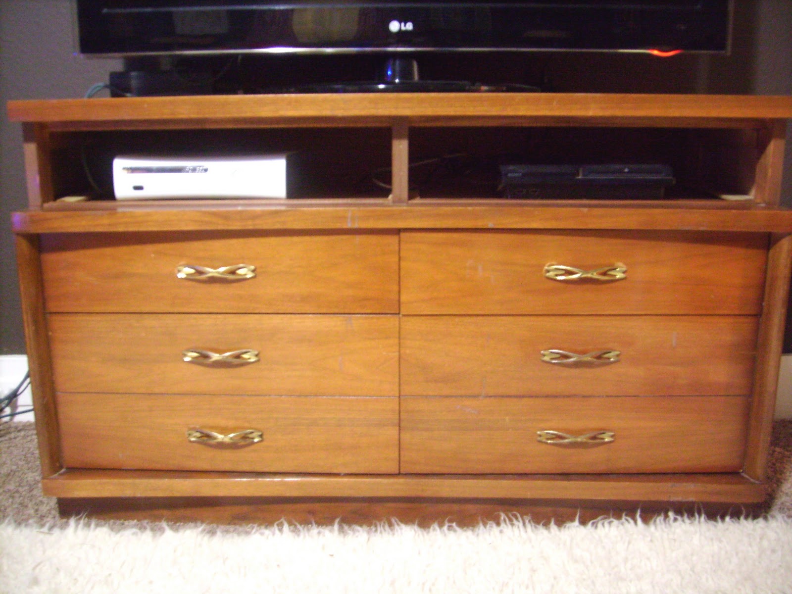 Awesome dressertoentertainment center makeover / Create / Enjoy