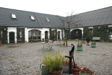 [olofviktors_gården]