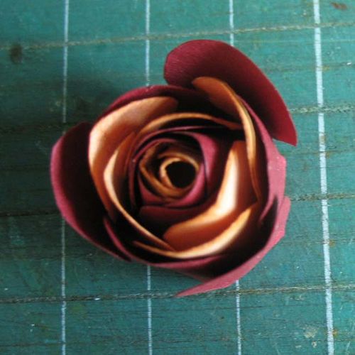 Роза из бумаги для скрапбукинга