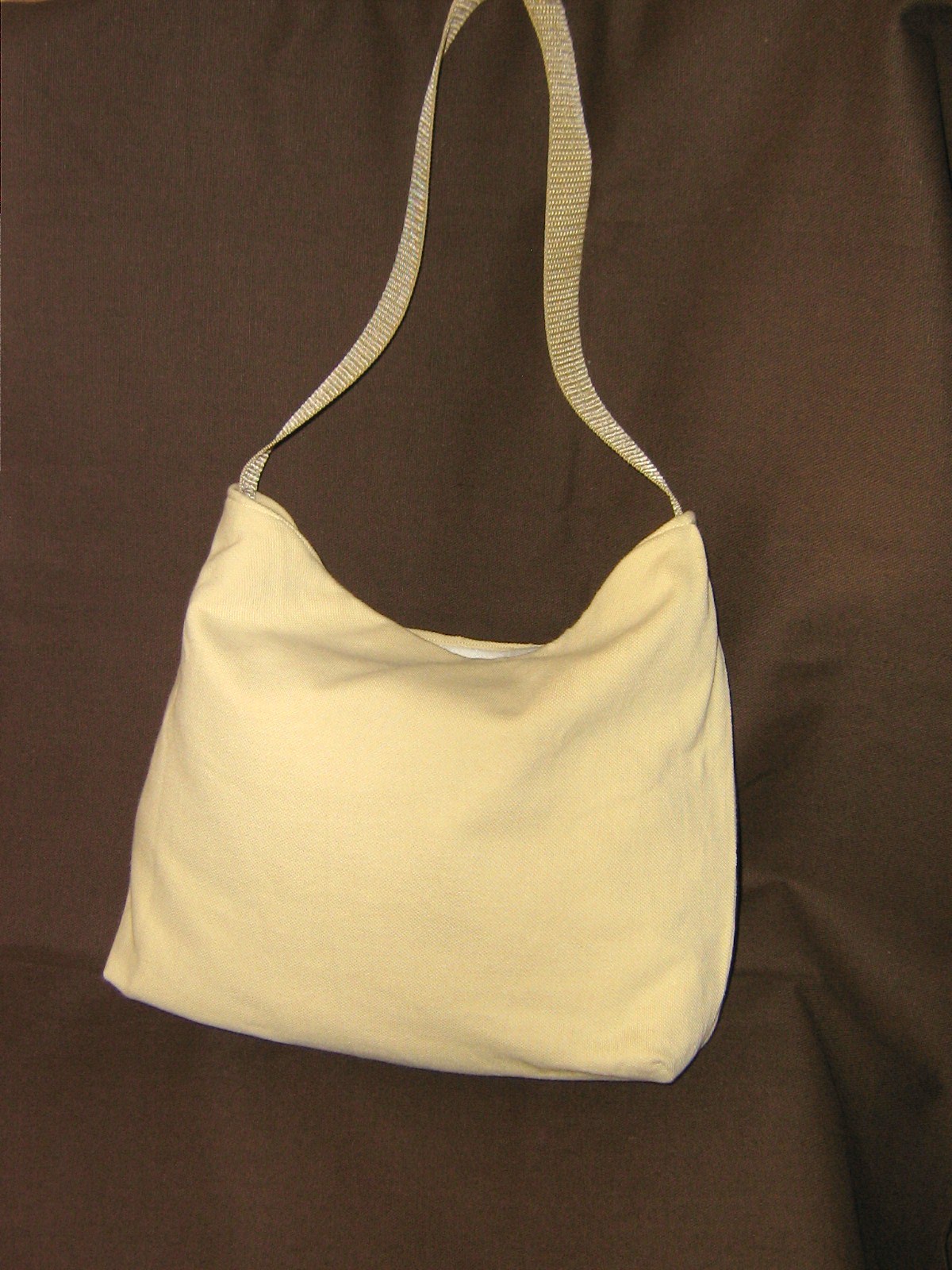 Anything handmade....: Another t-shirt bag and card holder