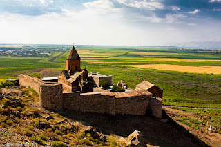 Խոր Վրիապ Եկեղեցի