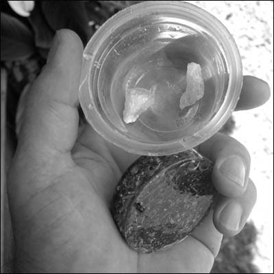 Dunia Lain: Batu Kristal untuk Penyembuhan