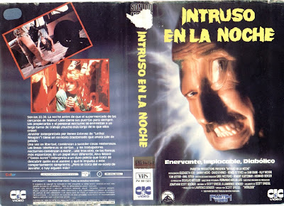 مجموعة كبيرة من بوسترات افلام الرعب القديمة أبحث عن فلمك Intruso+en+la+noche