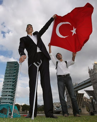 worlds tallest man
