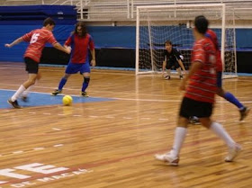 Souza Cruz bate Guarani nos pênaltis e avança no futsal sênior