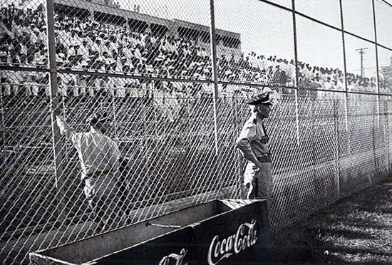 [higgins9-24-6+550.jpg]