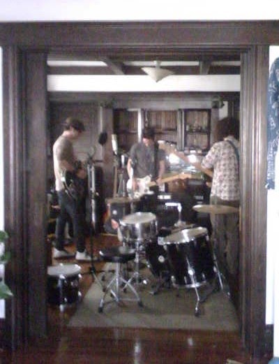 Rehearsal Room London Mirrors Surrey Keys Rehearsal Room London Mirrors Surrey Keys