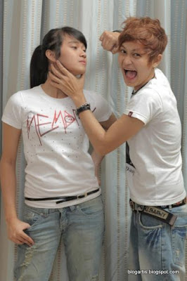 Mita and Dara of The Virgin Pose in T-Shirt and Blue Jean