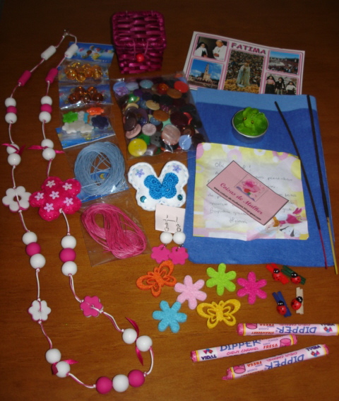 [troca+coisas+mulher.JPG]