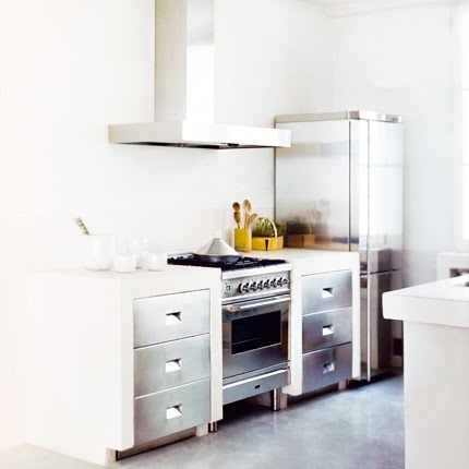 [7d8afa1c31nblanc.jpg]