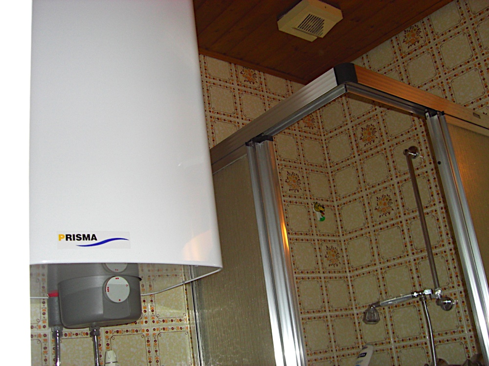 Wohnungsrenovierung: Altes Bad raus und neue Installation rein:
