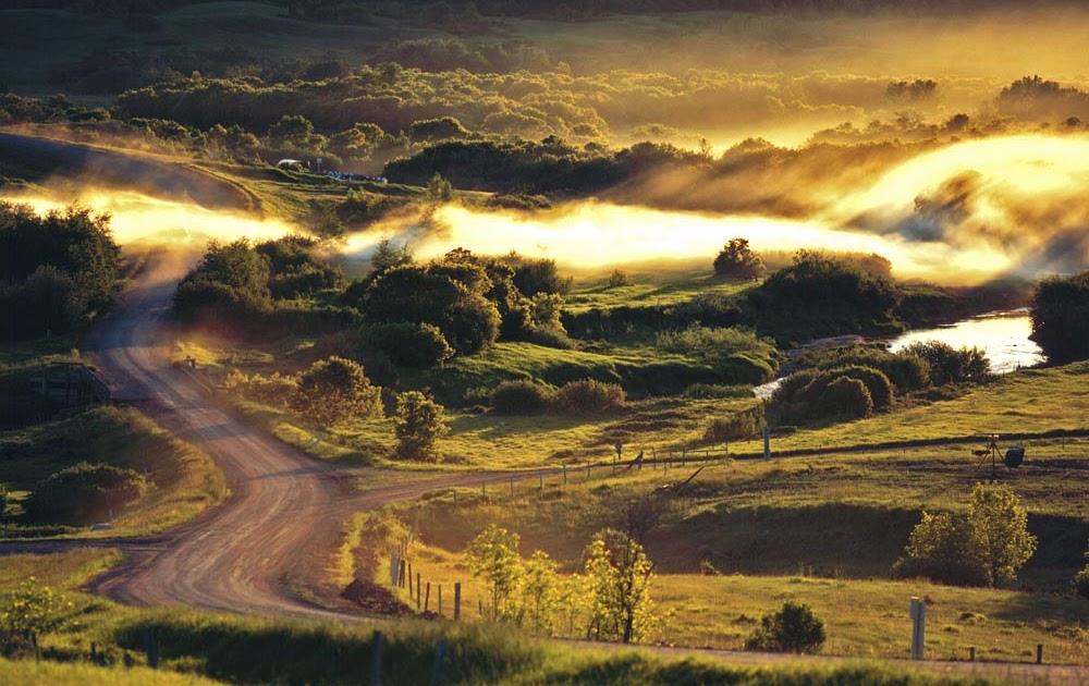 Douglas E. Walker Photographer saskatchewan landscape / coming soon