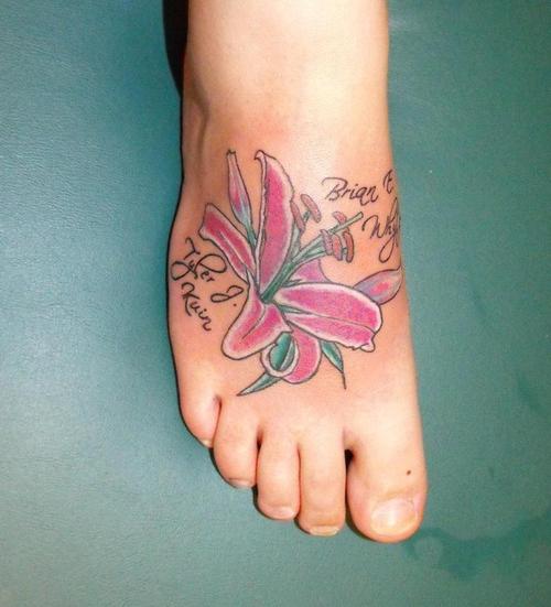 stargazer lily tattoo. Lily+tattoos+on+foot