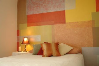 pinturas decorativas y murales: mural abstracto en la cabecera del cuarto