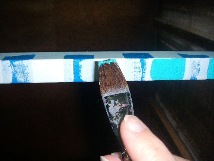 Pixeltrashamania How to Paint Stripes on Furniture with Painter's Tape