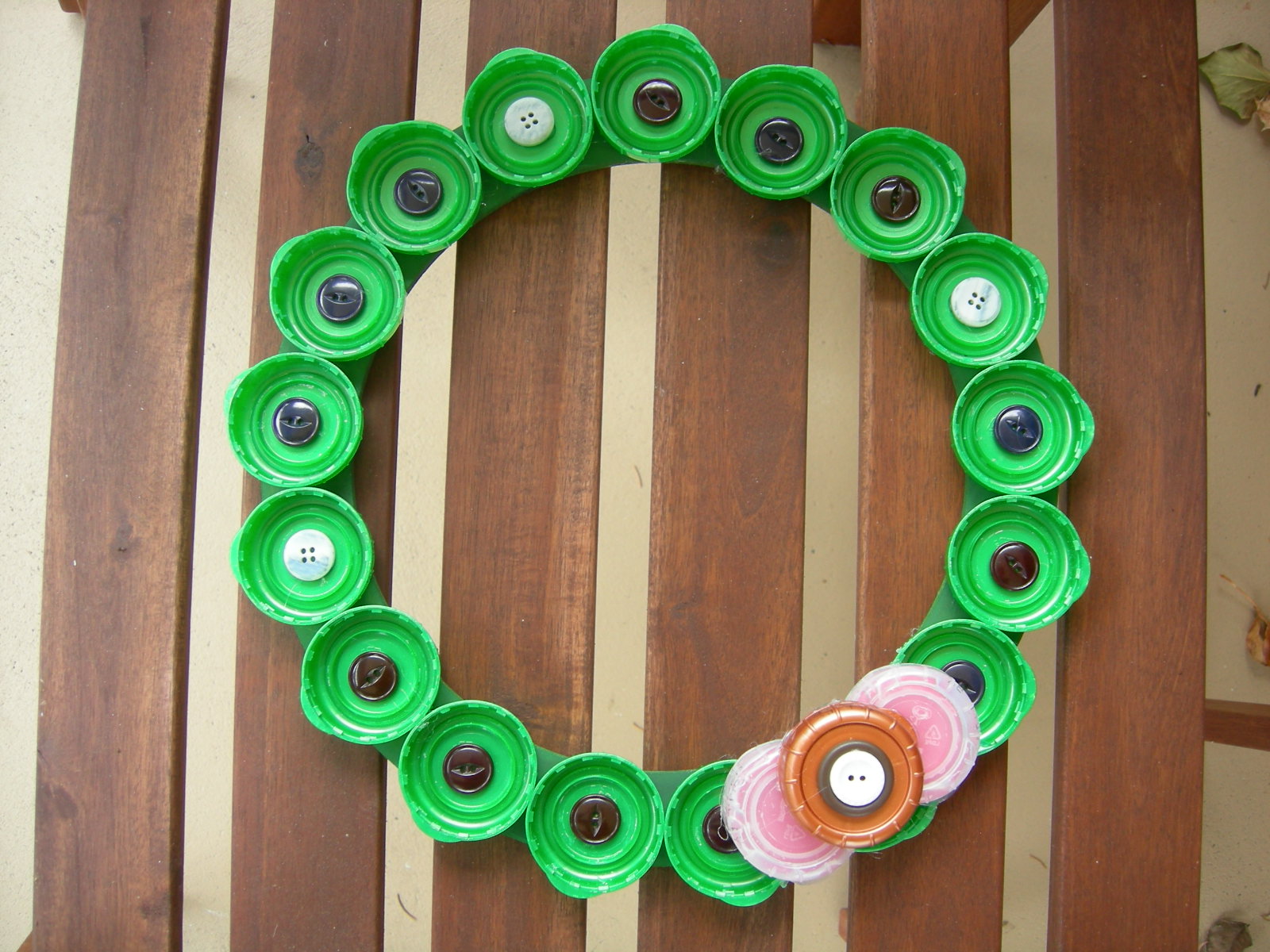 Tributary....nature + craft Christmas and a Recycled Wreath