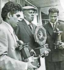 Cricket god sachin and kambli with Ramakant Achrekar
